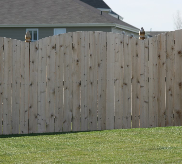 AFC Ames - Wood Fencing, 1020 Wood 6' overscallop solid
