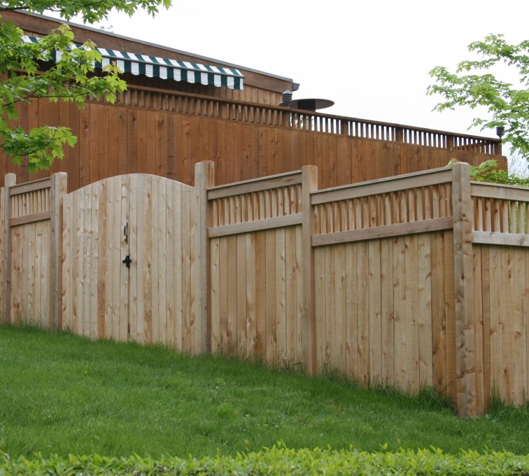 AFC Ames - Wood Fencing, 1066 Custom Solid with Accent Top Gate