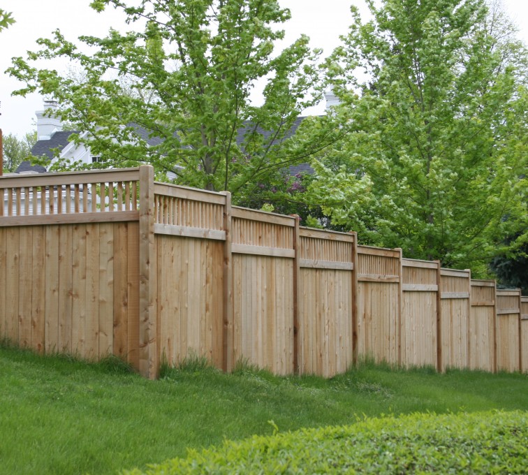 AFC Ames - Wood Fencing, 1069 Custom Solid with Accent Top