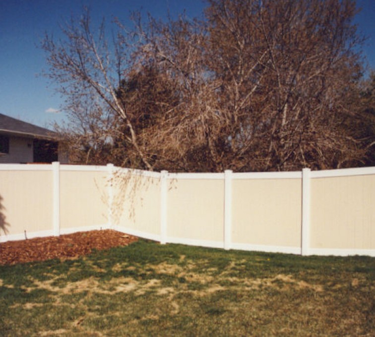 AFC Ames - Vinyl Fencing, Privacy Tan and White (616)