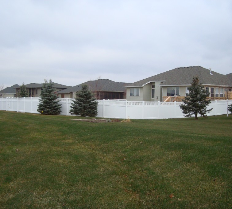 AFC Ames - Vinyl Fencing, Privacy With Picket Accent 2